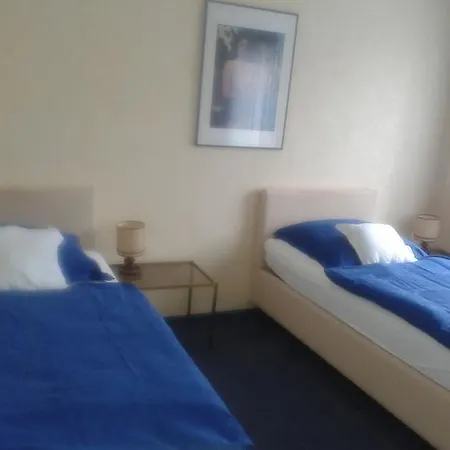 Olympia 3*